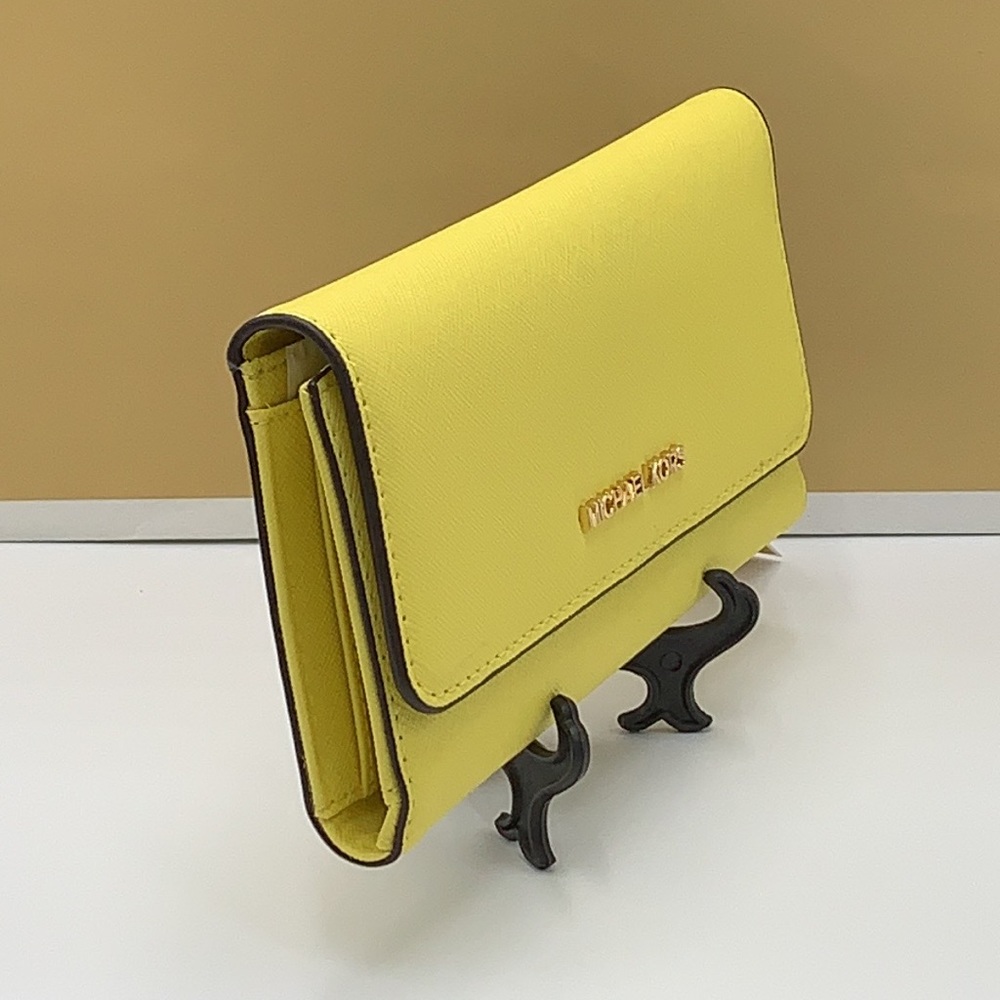 MICHAEL KORS JET SET TRAVEL LARGE TRIFOLD WALLET SUNSHINE COLOR - Picture 16 of 16